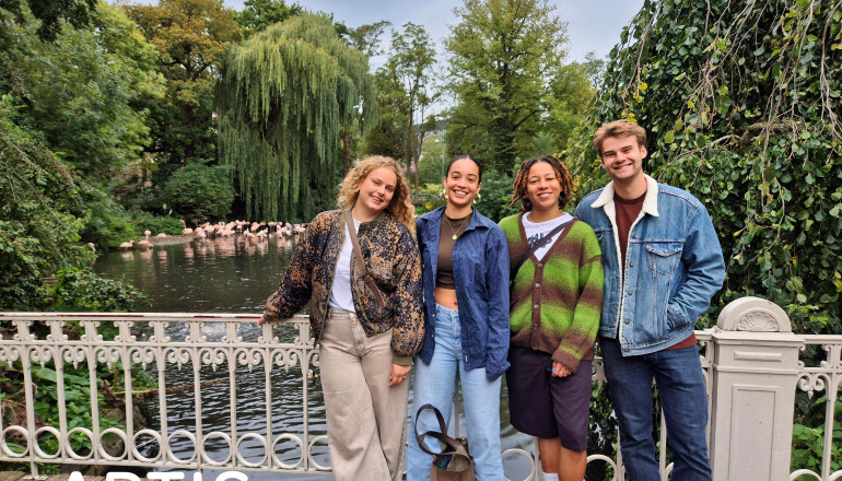 Jongvolwassenen in Artis